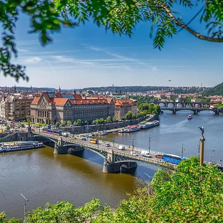 Privatunterkunft Sunny In Centre Of H1 Prag