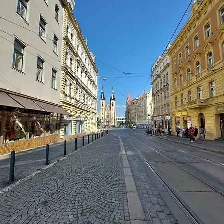 Quarto em Acomodações Particulares Sunny In Centre Of H1 Praga